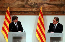 El president de la Generalitat, Carles Puigdemont, i l'expresident Artur Mas