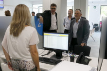 El secretari d'Hisenda, Lluís Salvadó, visita les oficines de la nova seu de l'ATC a Vilafranca del Penedès