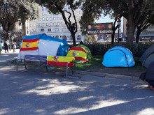 Acampada ultra a Plaça Catalunya