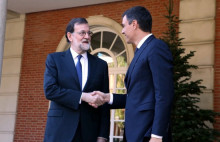 El president espanyol, Mariano Rajoy, rep el líder del PSOE, Pedro Sánchez, a la Moncloa,