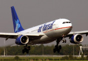 air transat avio aeroport barcelona mont-real