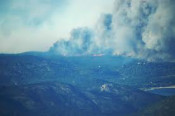 Ara Girona, l'incendi de l'Alt Empordà vist des de la Garrotxa © Laura Guardiola