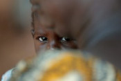 nen immigrant negre immigració immigrants