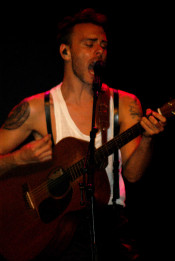 Asaf Avidan al Festival Round About Midnight