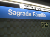 metro sagrada familia linia 5 metro blava