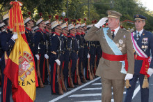Rei d'Espanya, tropes, militars