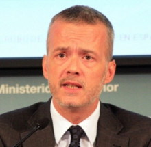 antonio camacho, ministre interior