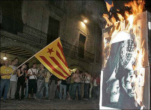 crema fotos rei cremar incendiar borbons monarquia