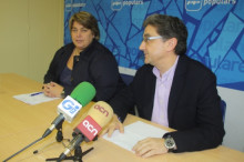 La diputada del PPC, Concepció Veray, i el cap de llista del PP per Girona, Enric Millo, han anunciat tres esmenes que augmenten la inversió a l'N-II i al tren convencional per part de l'Estat.