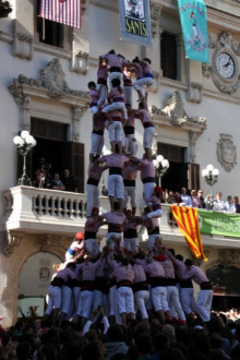 L'intent desmuntat de 5 de 9 dels Xiquets de Tarragona.