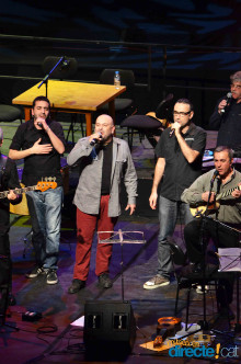 Al Tall, Barnasants, Obrint Pas, Titot