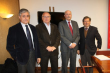 D'esquerra a dreta, el president de Pimec Girona, Iñaki Frade; el president de la Foeg, Ernest Plana; el president de la Cambra de Comerç de Girona, Domènec Espadalé, i el president de la Cambra de Comerç de Sant Feliu de Guíxols, Joan Puig, després de la