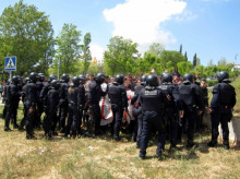 Tensió entre mossos i estudiants a la UAB, aquest dimecres.