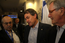 Andreu Mas-Colell, Artur Mas i Xavier Trias, abans de reunir-se amb la missió empesarial d'ACCIÓ que viatja a Israel