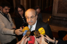 El conseller d'Economia i Coneixement, Andreu Mas-Colell, pocs abans d'entrar a la comissió d'Economia del Parlament ha valorat el 'document polític' del president d'Extremadura