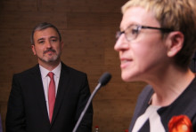 Collboni observa Carmen Andres