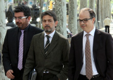 D'esquerra a dreta, Francesc Sánchez, cap de règim intern de CDC, Oriol Pujol, exsecretari general, i Jordi Turull, portaveu de CiU al Parlament