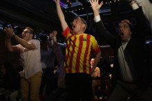 Tremosai Rull celebrant el primer gol del Barça