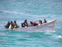 patera pastera immigrants barca barco vaixell immigracio 
