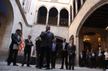 Junqueras intervé davant del president de l'AMI i alcalde de Vic, Josep Maria Vila d'Abadal, el president de l'ACM, Miquel Buch; Joan Ramon Casals, alcalde de Molins de Rei (CIU), Jordi San José, alcalde de Sant Feliu de Llobregat (ICV-EUiA), Jaume Casals