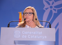 Joana Ortega amb les dades de participació de les 18H
