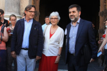 Josep Maria Vila d'Abadal, Muriel Casals i Jordi Sànchez, a la sortida de la cimera al Palau de la Generalitat
