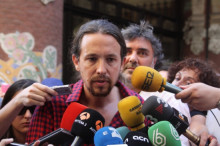 Pablo Iglesias, utilitzant el Palau de la Música i les clavegueres de l'estat contra el procés independentista