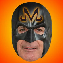 Muntatge que corre per internet de Duran amb una màscara de superheroi