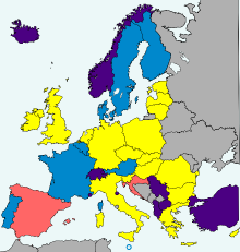 En blau i groc, els països de la UE que formen part de l'ens regulador de la patent europea. En vermell, Espanya i Croàcia, els únics d'Els 28 que no en formen part. En lila, països de fora de la Unió que usen la patent