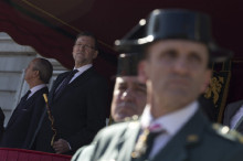 Rajoy asiste a la entrega de Bandera a la 1ª Zona de la la Guardia Civil