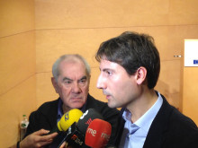 L'eurodiputat Solé (dreta), al costat del seu predecessor, ernest Maragall
