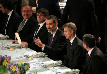 Puigdemont i Felip VI, durant el sopar inaugural del MWC