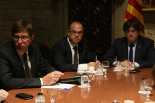 Els consellers Carles Mundó i Jordi Turull, i el president de la Generalitat, Carles Puigdemont