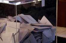 Urnes on es vota la Junta directiva de l'Ateneu Barcelonès