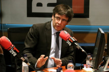 El president de la Generalitat, Carles Puigdemont, durant l'entrevista a RAC1