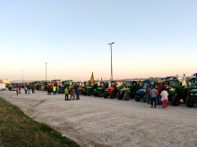 Tractors de Vilafranca del Penedès preparats per marxar cap a Barcelona