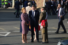 El president del govern espanyol, Mariano Rajoy, i la ministra de Defensa, Maria Dolores de Cospedal, a la desfilada militar 12-O del 2017