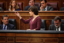 La vicepresidenta del gobierno, Soraya Sáenz de Santamaría, en la sessió de control al Congrés dels Diputats