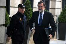 El president espanyol, Mariano Rajoy, arribant a la sessió de control del Congrés