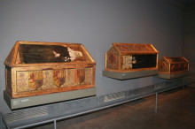 Els tres sepulcres originaris del Monestir de Sixena segueixen exposats al públic al Museu de Lleida