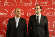 El president del govern espanyol, Mariano Rajoy, amb el president de Foment del Treball, Joaquim Gay de Montellà