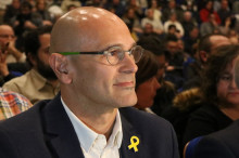 Primer pla de Raül Romeva, en la seva primera reaparició en un acte públic després de sortir de la presó d'Estremera