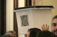 Una urna del referèndum de l'1-O