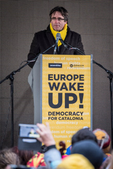 Carles Puigdemont, durant la seva intervenció a l'acte final de la manifestació de Brussel·les