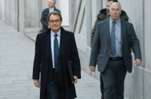 L'expresident de la Generalitat Artur Mas es dirigeix cap al Tribunal Suprem, on declara davant el jutge Llarena