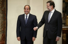 Mariano Rajoy amb el militar que va donar un cop d'Estat i ara es president d'Egipte, Abdelfatah Al-Sisi