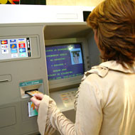 banc caixa caixer automàtic diners hipoteca