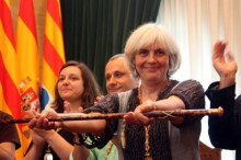 Dolors Sabater, amb la vara d'alcaldessa