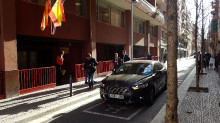 Enric Millo, davant la nova Gerència Territorial del Ministeri de Justícia espanyol