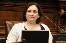 L'alcaldessa de Barcelona, Ada Colau, en l'inici del plenari del consell general del mes de març el 23 de març de 2018
